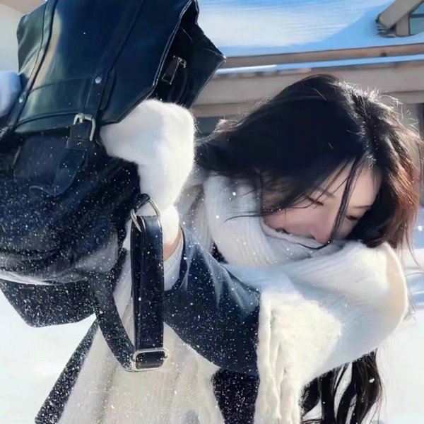 在咖啡冷掉之前